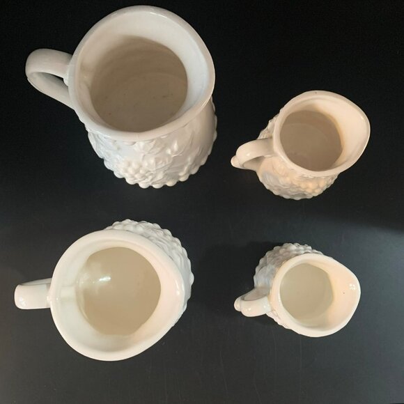 Vintage Sonsco Porcelain Grape Cluster Measuring Cups with Handles Set of 4 - Picture 3 of 11